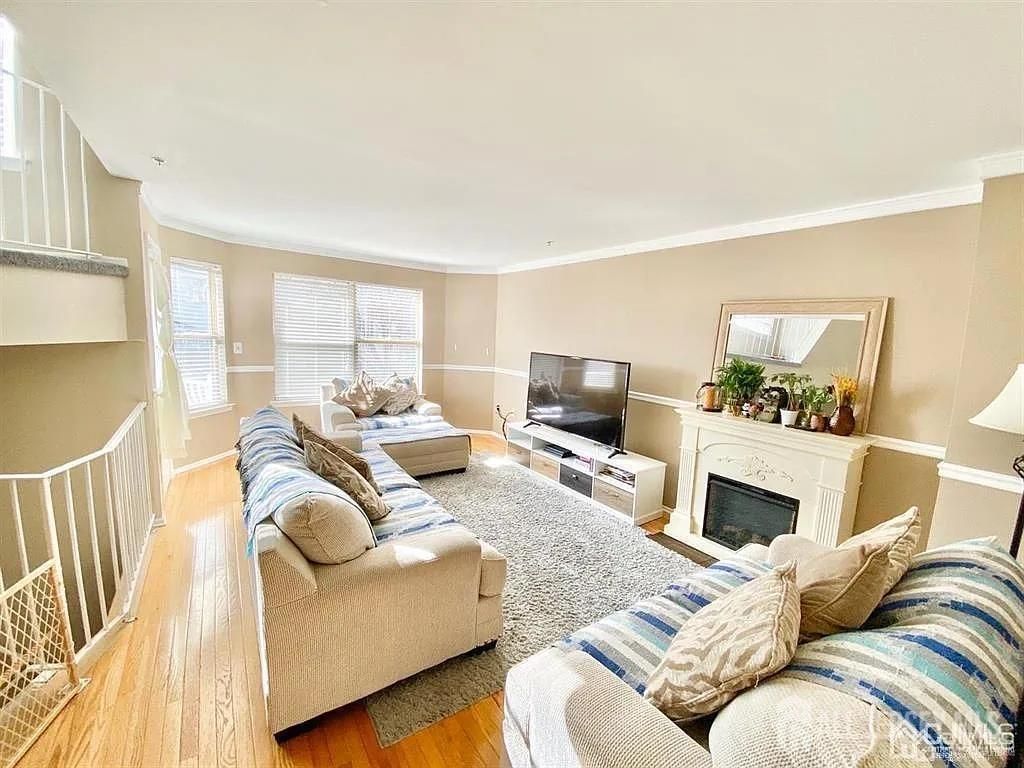 790 Harbortown Boulevard, Perth Amboy, NJ 08861