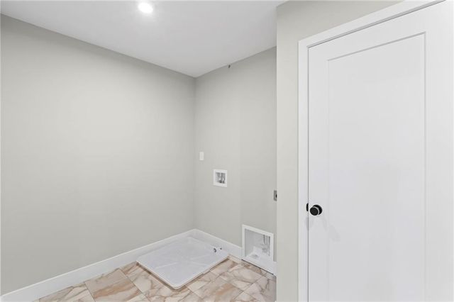 158 Kerr Drive, Hoschton, GA 30548