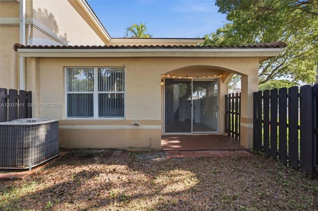 12594 SW 122nd St, Miami, FL 33186