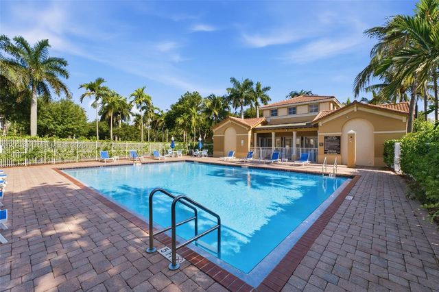 12594 SW 122nd St, Miami, FL 33186