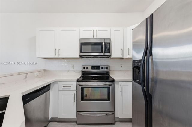 12594 SW 122nd St, Miami, FL 33186