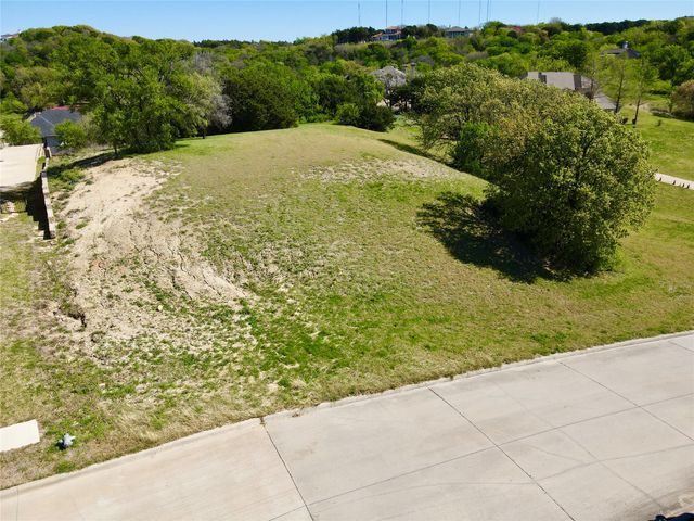 2617 Whispering Oaks Cove, Cedar Hill, TX 75104