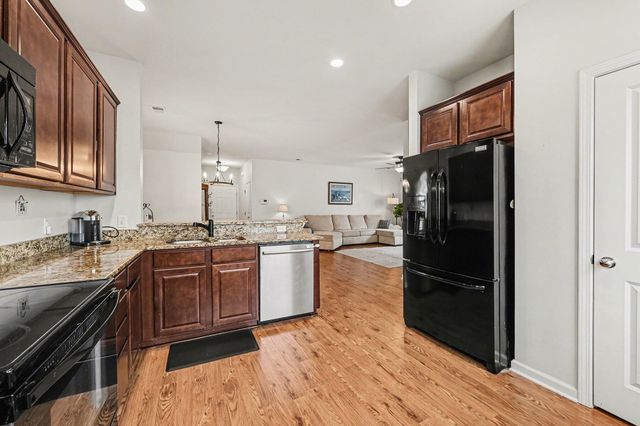 326 Cantley Court, Summerville, SC 29486