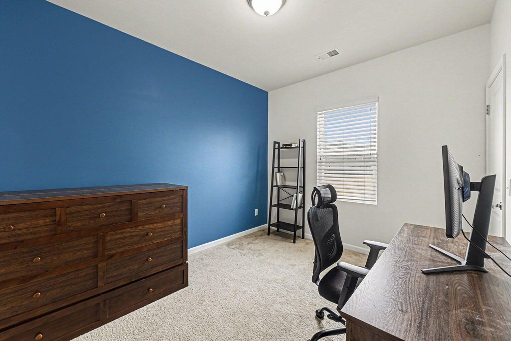 Image 17 of property listing at 326 Cantley Court, Summerville, SC 29486