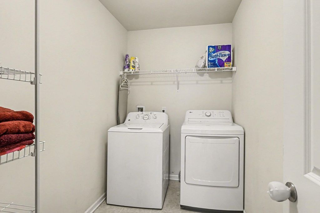 Image 28 of property listing at 326 Cantley Court, Summerville, SC 29486