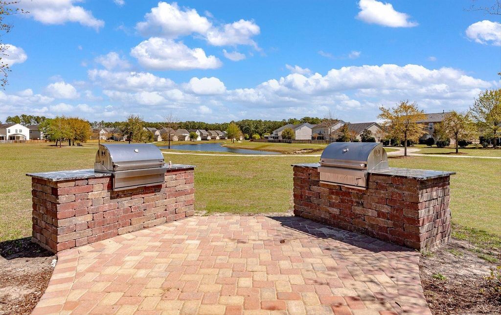 Image 39 of property listing at 326 Cantley Court, Summerville, SC 29486