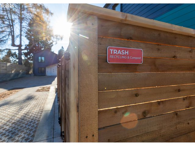 10009 Se Cottage Ln 12, Milwaukie, OR 97222