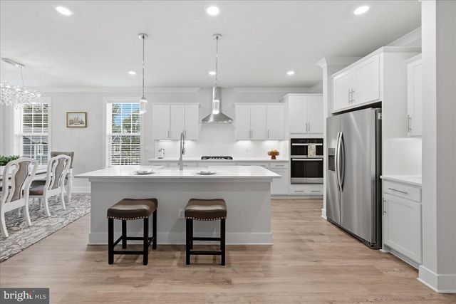 7817 HOLSTON LN, Broad Run, VA 20137