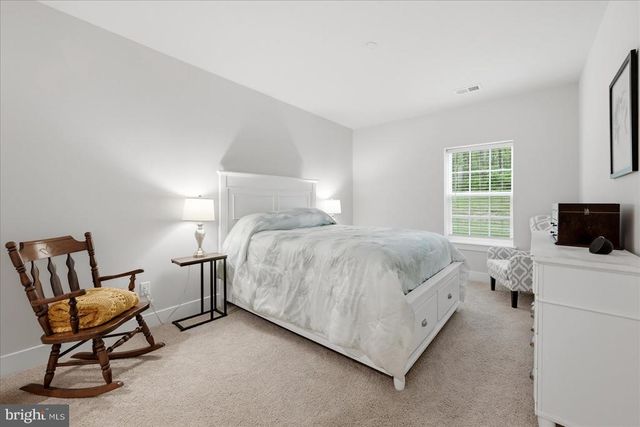 7817 HOLSTON LN, Broad Run, VA 20137