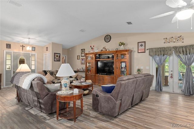 5425 E Arbor Street, Inverness, FL 34452