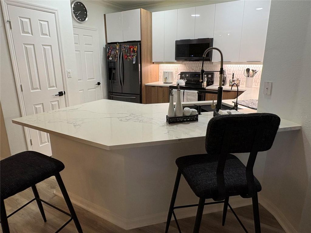 Image 19 of property listing at 11564 MIZZON DRIVE 903/110, Windermere, FL 34786