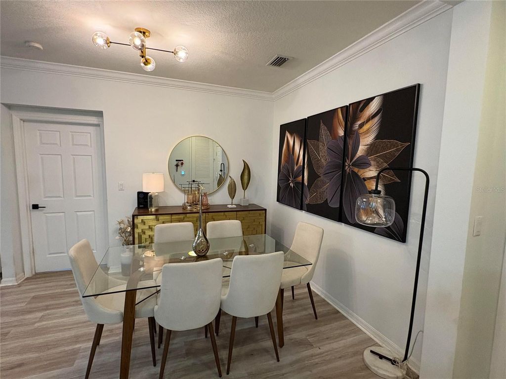 Image 4 of property listing at 11564 MIZZON DRIVE 903/110, Windermere, FL 34786