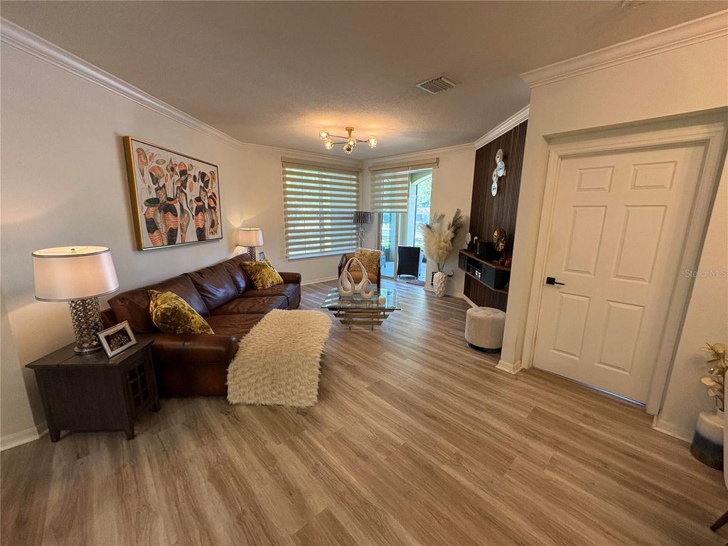 Image 5 of property listing at 11564 MIZZON DRIVE 903/110, Windermere, FL 34786
