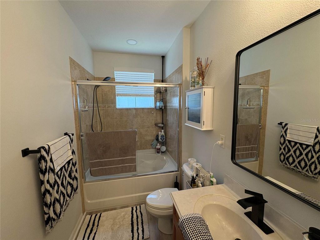 Image 10 of property listing at 11564 MIZZON DRIVE 903/110, Windermere, FL 34786