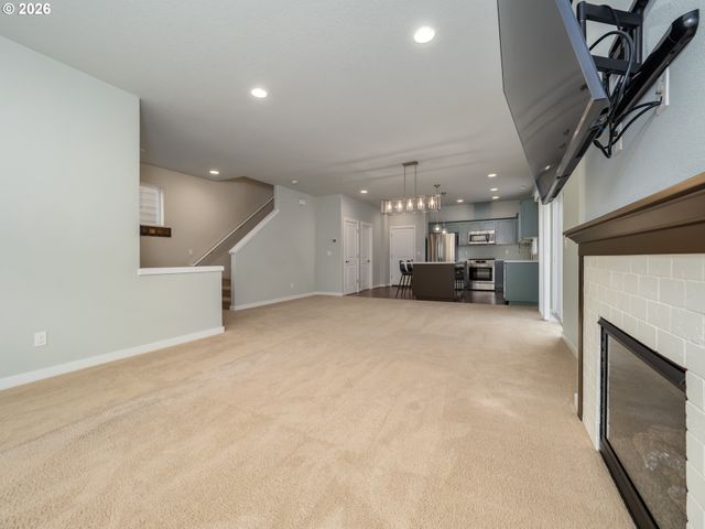 13605 Sw KING LEAR Way, King City, OR 97224