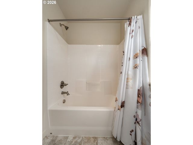 13605 Sw KING LEAR Way, King City, OR 97224