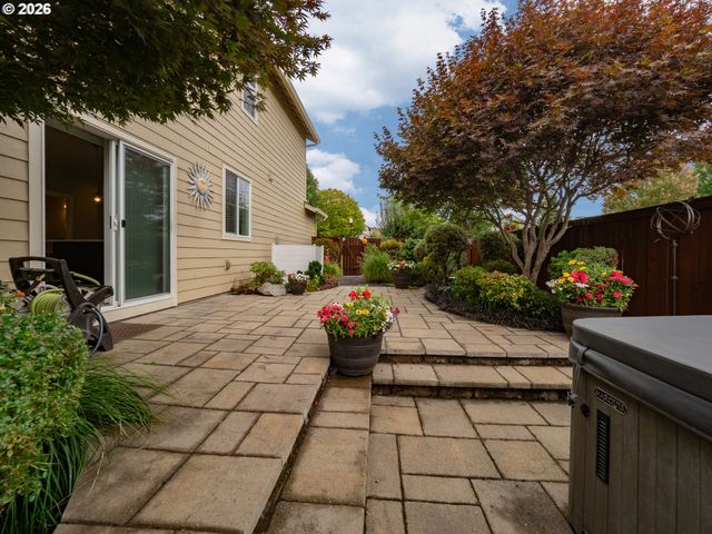13605 Sw KING LEAR Way, King City, OR 97224