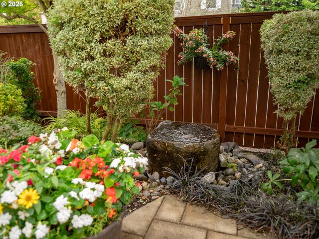 13605 Sw KING LEAR Way, King City, OR 97224