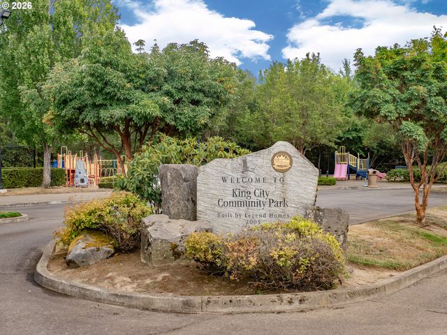 13605 Sw KING LEAR Way, King City, OR 97224