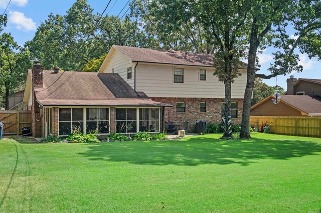 2600 Cedar Creek, North Little Rock, AR 72116