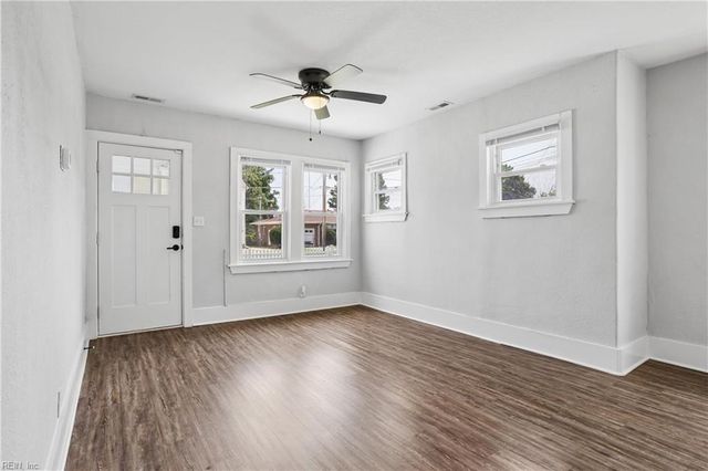 515 Powhatan PW, Hampton, VA 23661