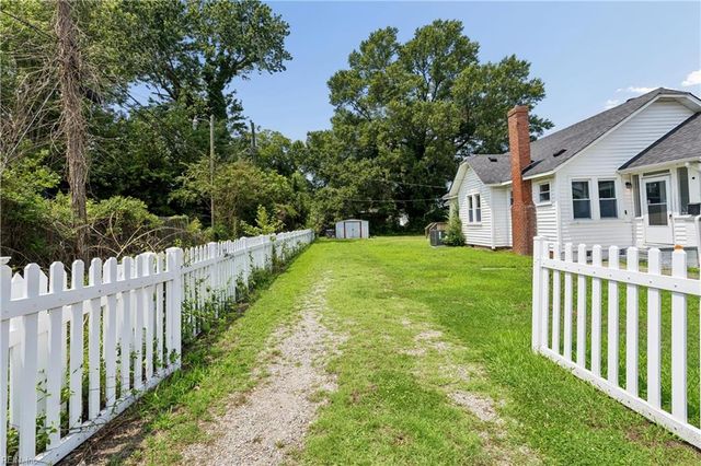 515 Powhatan PW, Hampton, VA 23661