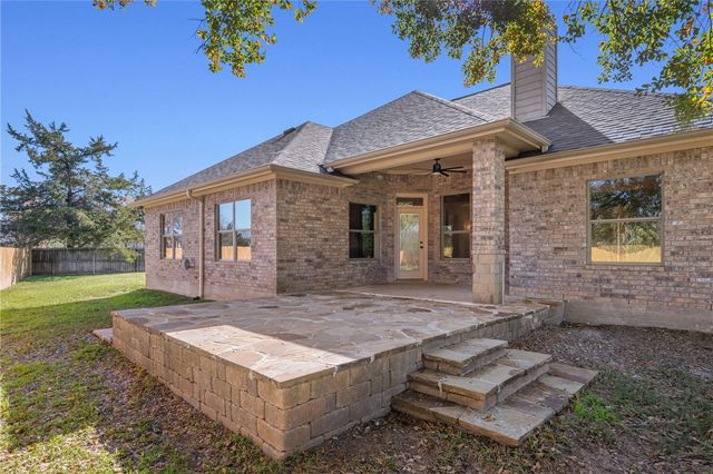 2708 Hickory Court, Bryan, TX 77808