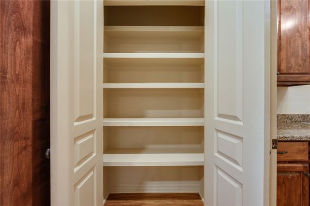 2708 Hickory Court, Bryan, TX 77808