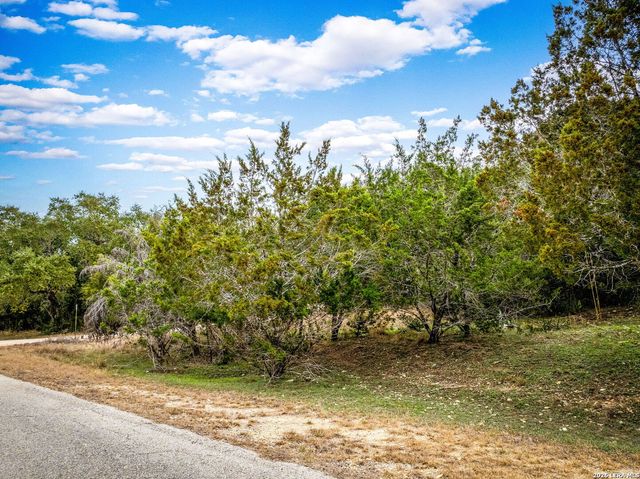 1235 Lakeside, Canyon Lake, TX 78133