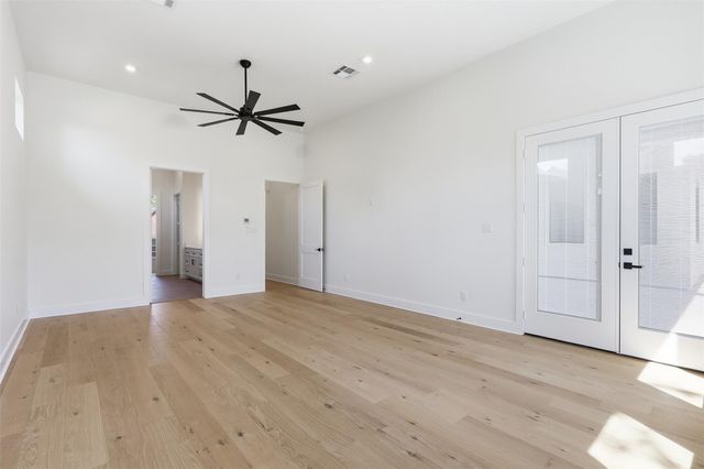 339 W Shore Lane, Montgomery, TX 77356