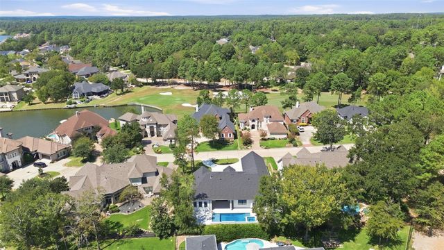 339 W Shore Lane, Montgomery, TX 77356