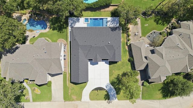 339 W Shore Lane, Montgomery, TX 77356
