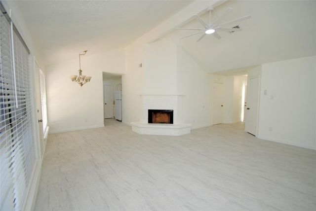 7010 Tara Drive, Richmond, TX 77469