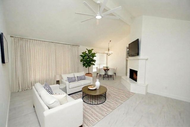 7010 Tara Drive, Richmond, TX 77469