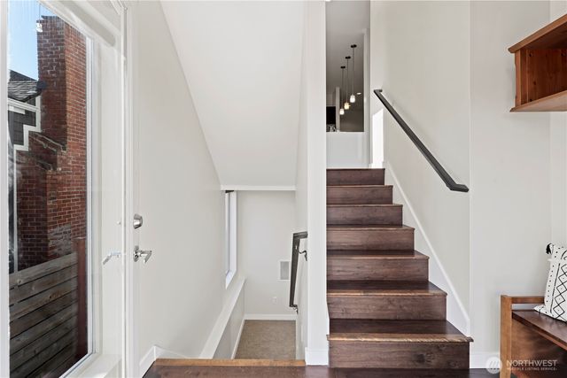4137 Fauntleroy Way SW, Seattle, WA 98126