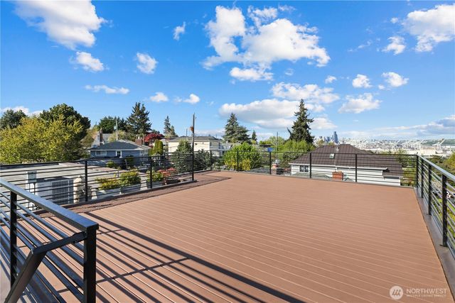 4137 Fauntleroy Way SW, Seattle, WA 98126