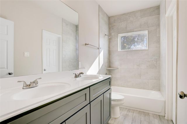 1045 Marcolin Street B, Houston, TX 77088