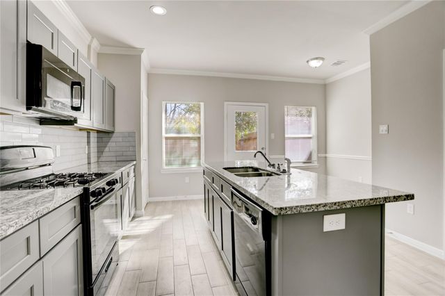 1045 Marcolin Street B, Houston, TX 77088