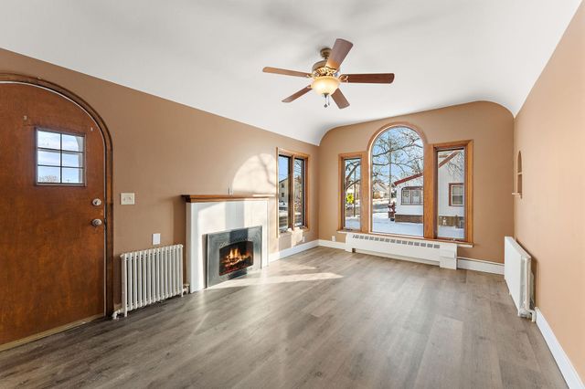 548 5th Avenue S, South Saint Paul, MN 55075