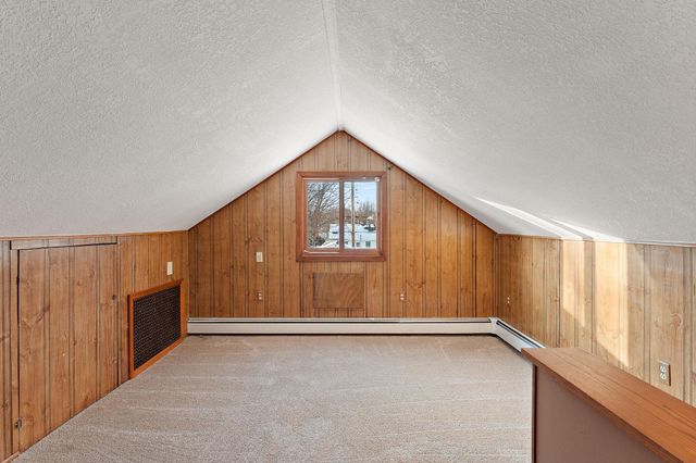 548 5th Avenue S, South Saint Paul, MN 55075