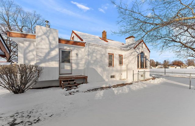 548 5th Avenue S, South Saint Paul, MN 55075