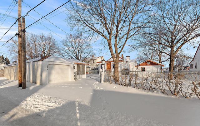 548 5th Avenue S, South Saint Paul, MN 55075