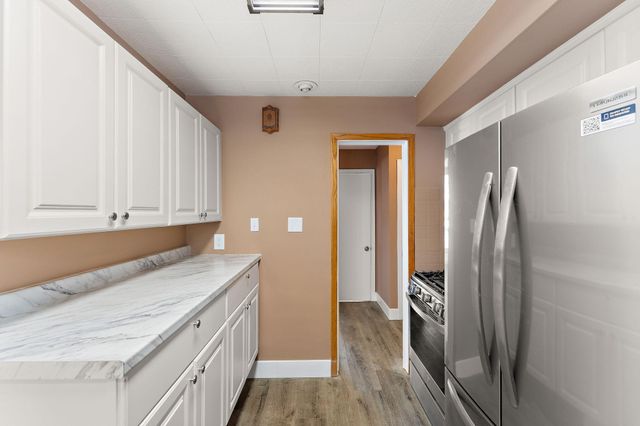 548 5th Avenue S, South Saint Paul, MN 55075