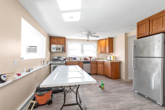 3740 waverly Avenue, Seaford, NY 11783