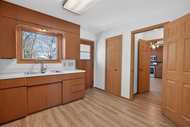 125-127 Wallace Place, Waterloo, IA 50702