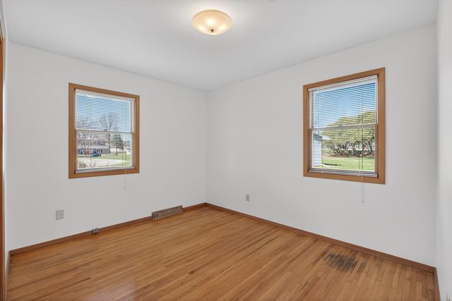 125-127 Wallace Place, Waterloo, IA 50702