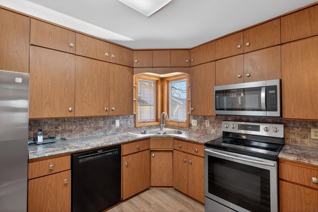 125-127 Wallace Place, Waterloo, IA 50702