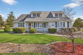 125-127 Wallace Place, Waterloo, IA 50702