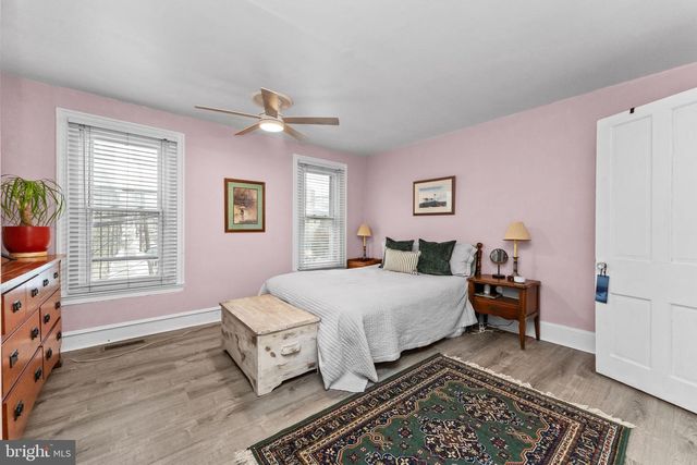 431 SHURS LN, Philadelphia, PA 19128