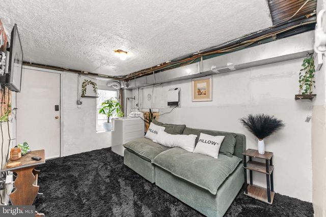 431 SHURS LN, Philadelphia, PA 19128